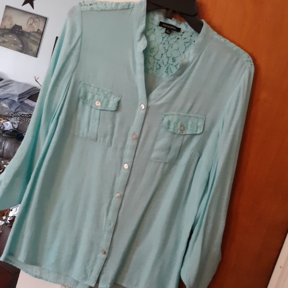 Button up w/2 pockets in front,missing 1 button on
